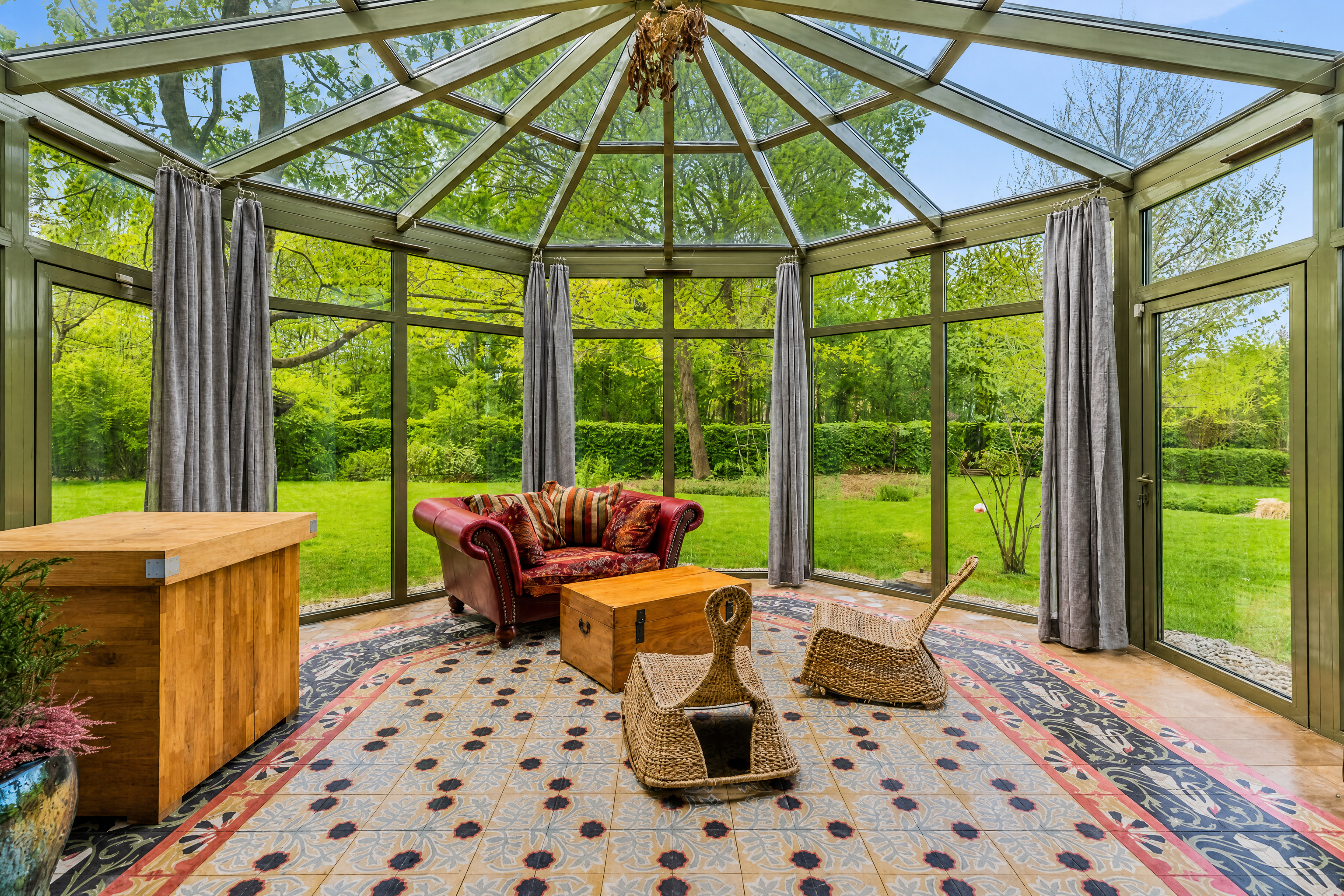 Chylice Residence · 4