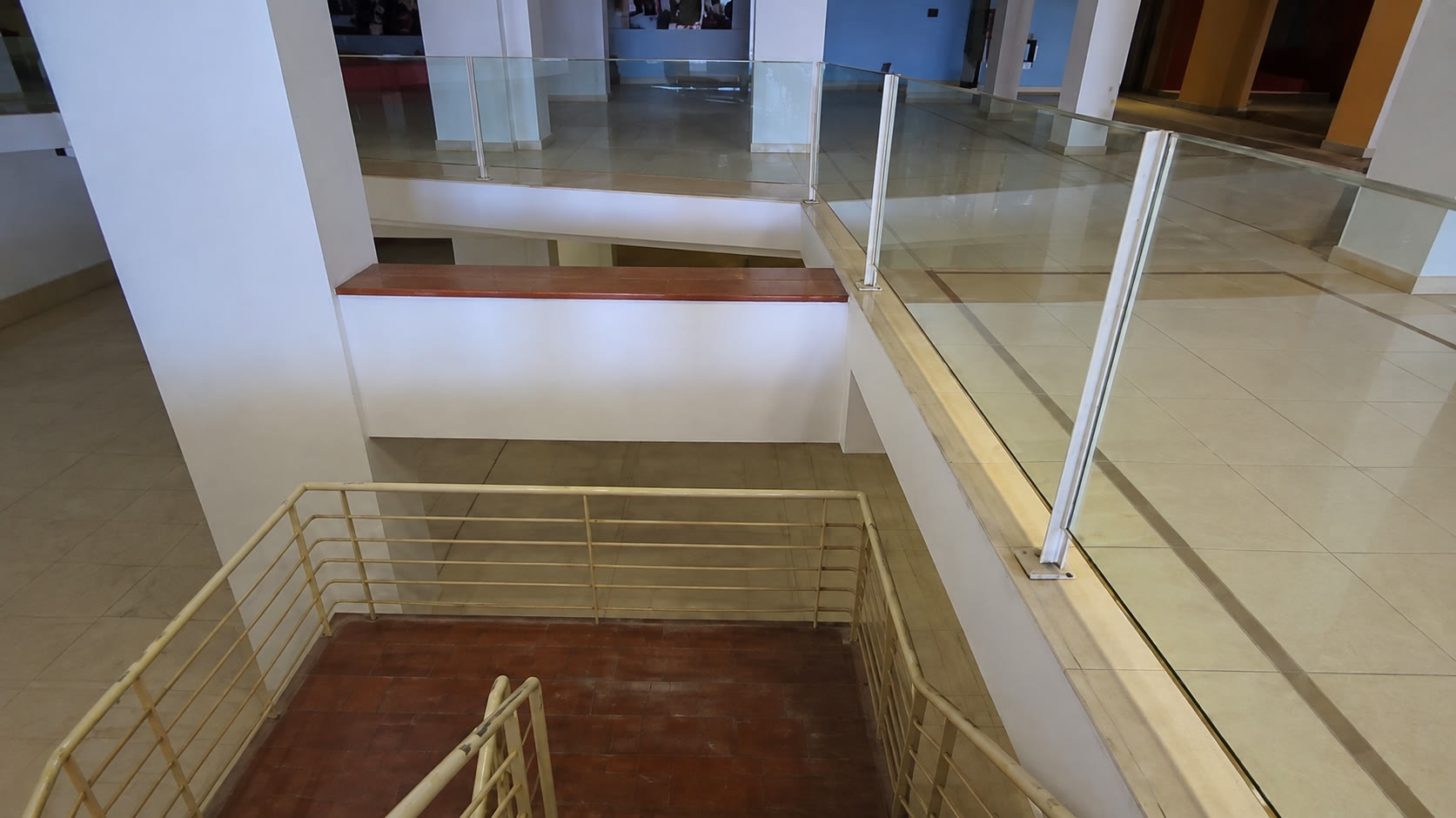 Local 3.000 m² en alquiler · 3